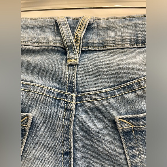Jessica Simpson Rolled Crop Skinny Ankle Jeans, 4/ 27, Faded Blue Denim, GUC - Picture 9 of 11